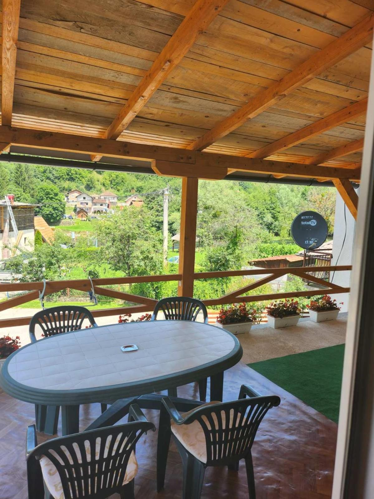 Apartment Sajra Kulen Vakuf Luaran gambar