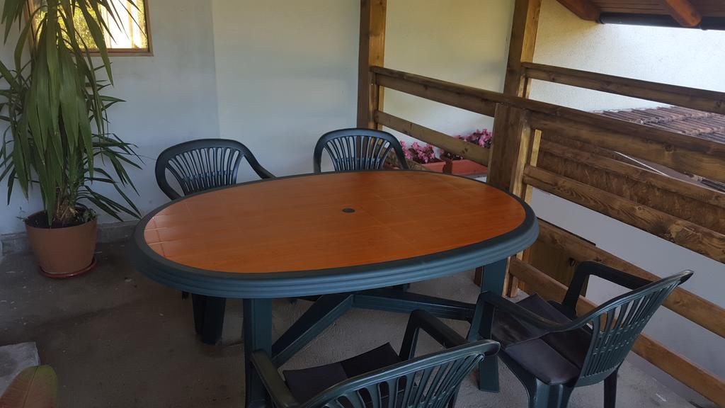 Apartment Sajra Kulen Vakuf Luaran gambar