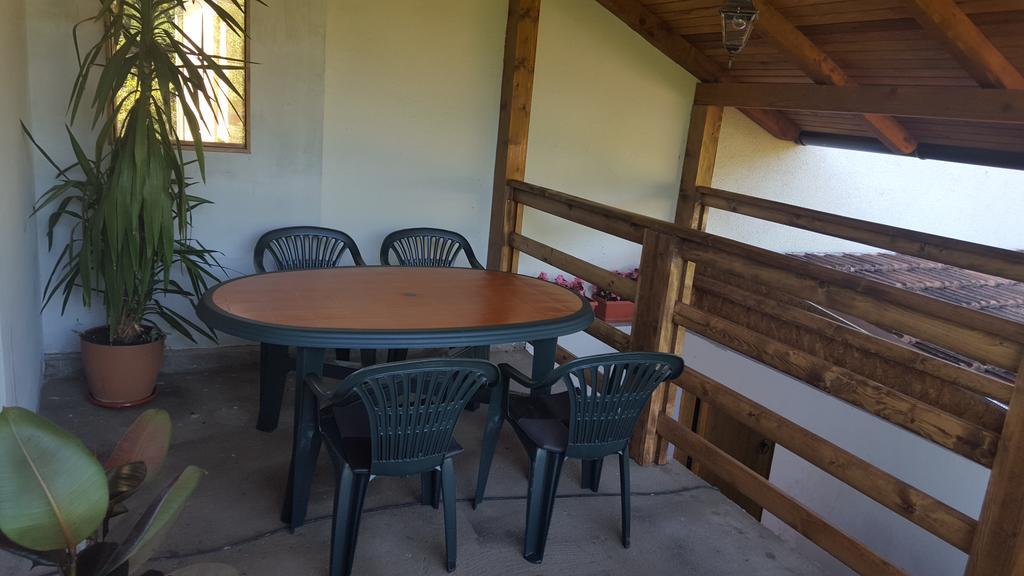 Apartment Sajra Kulen Vakuf Luaran gambar