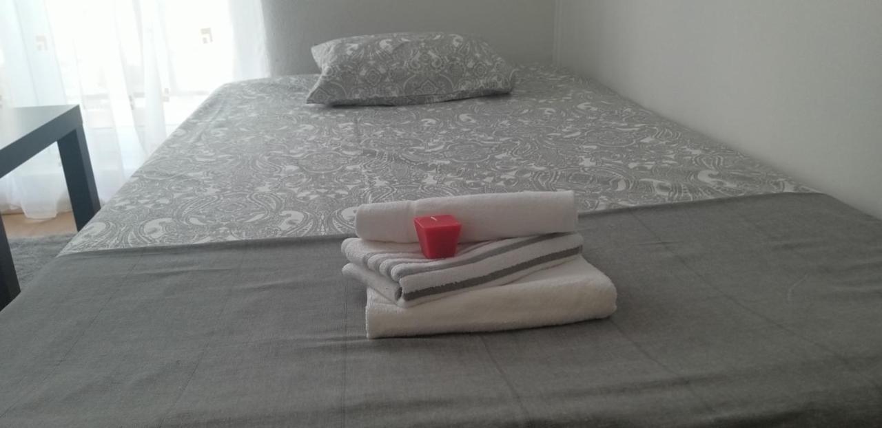Apartment Sajra Kulen Vakuf Luaran gambar